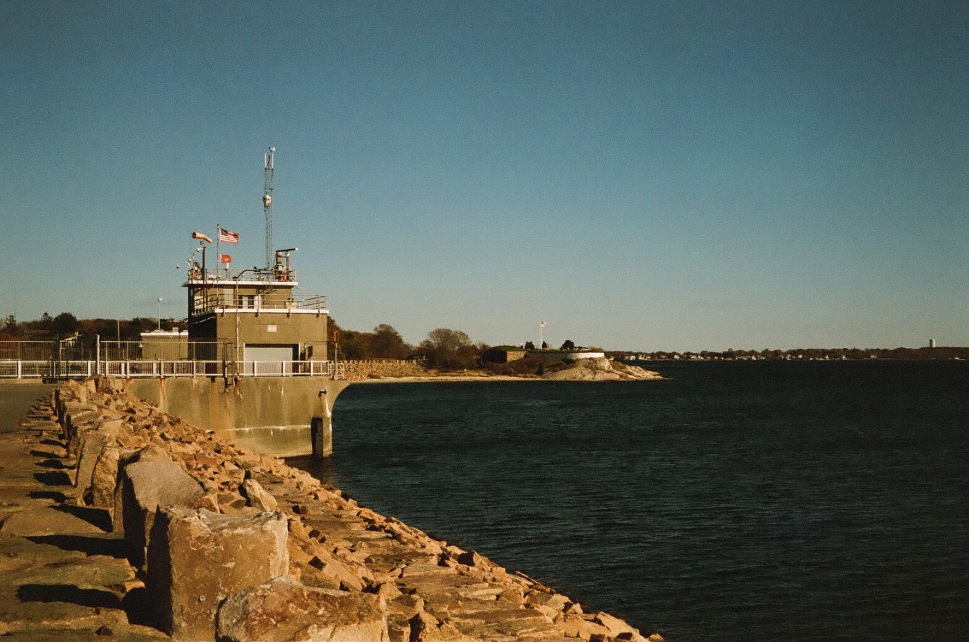 Hurricane barrier